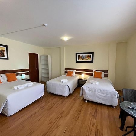 Posada Miraflores Лима Екстериор снимка