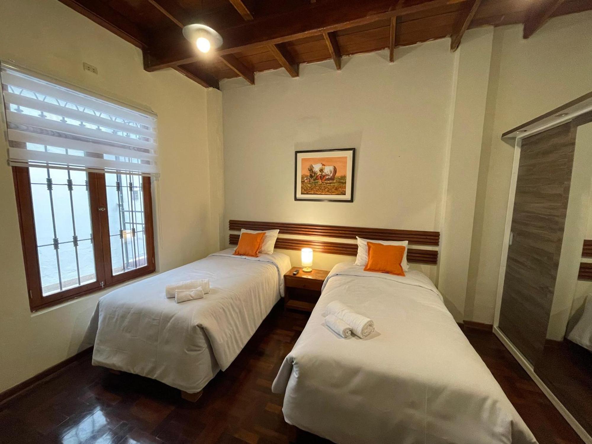Posada Miraflores Лима Екстериор снимка